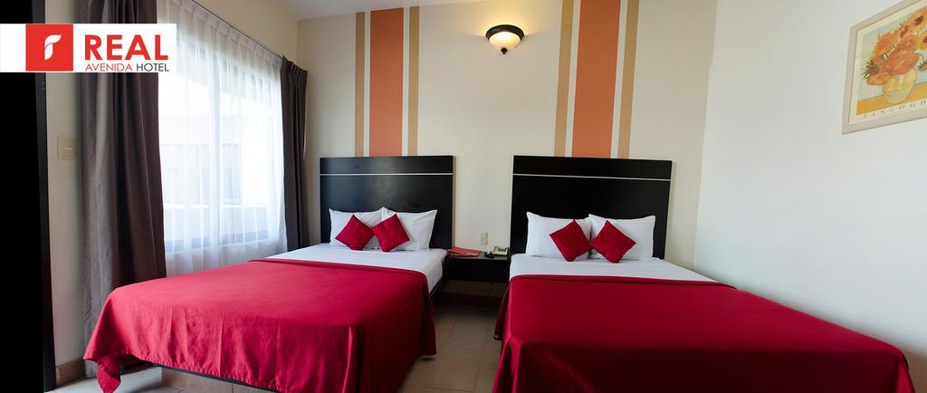 Real Avenida Hotel Тустла-Гутьеррес Экстерьер фото